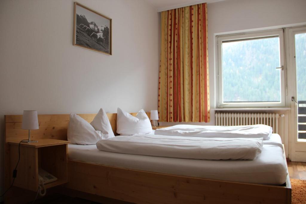 Alpenhotel Oetz Bilik gambar